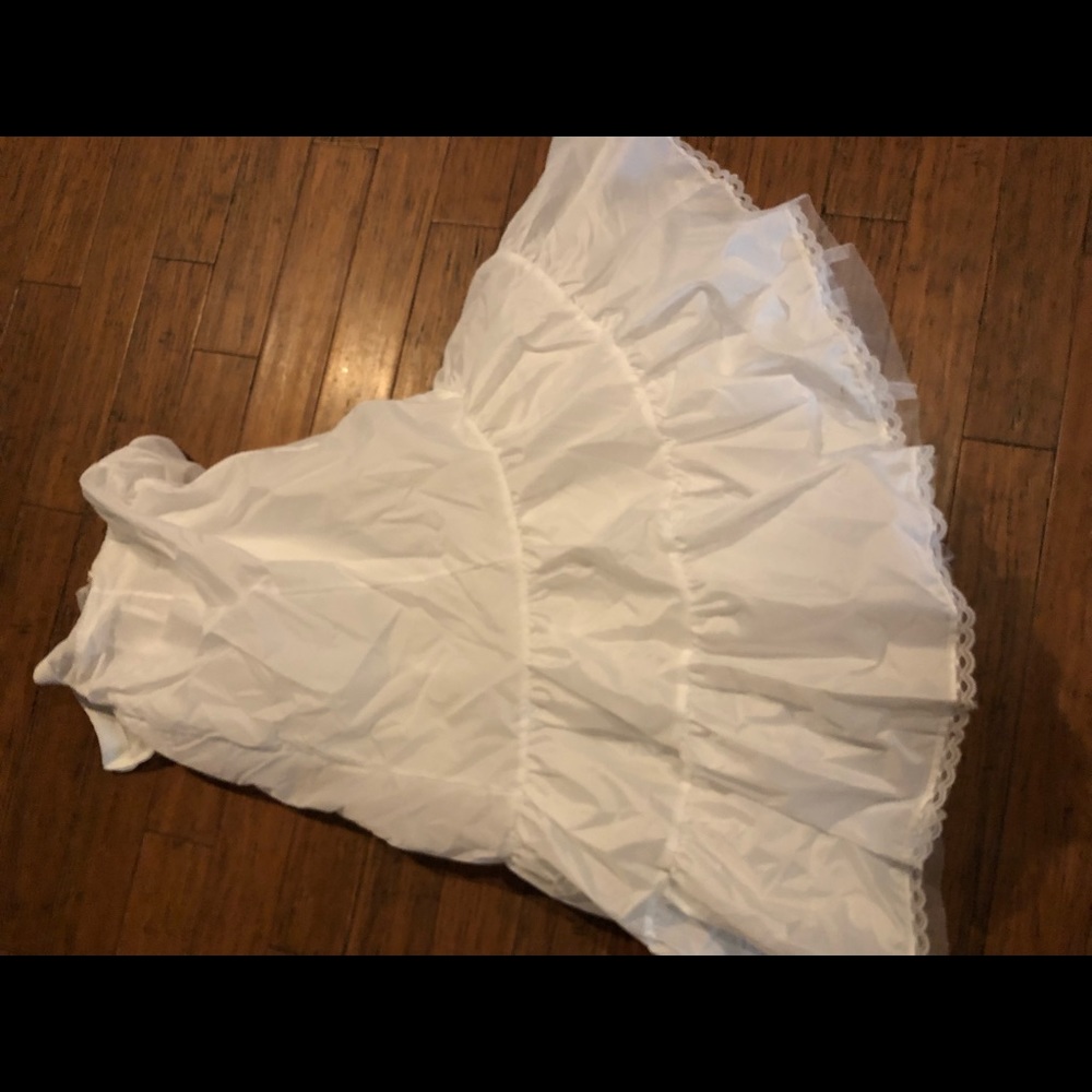 Wedding dress shell skirt